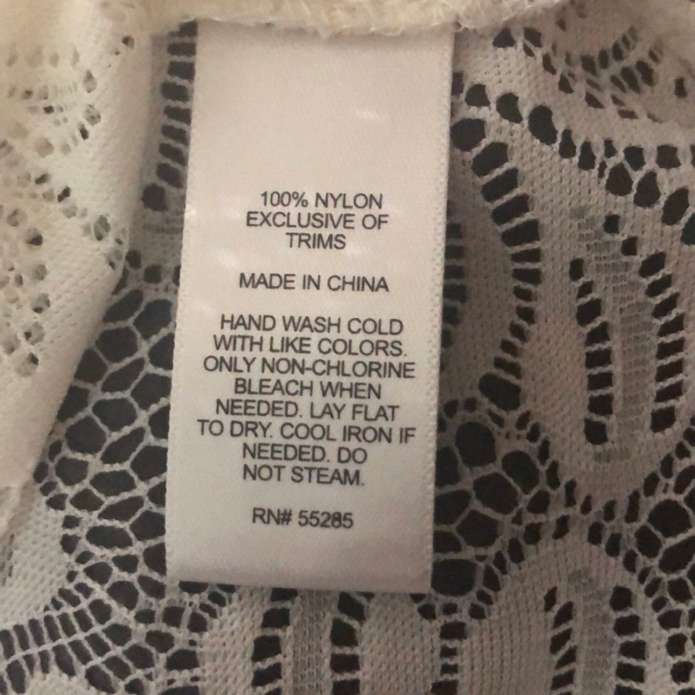 Express Lace Top - Picture 6 of 7